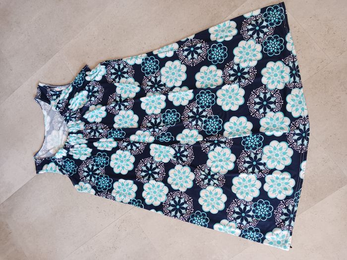 robe fluide imprimée marine et blanche Taille unique Neuve - photo numéro 2