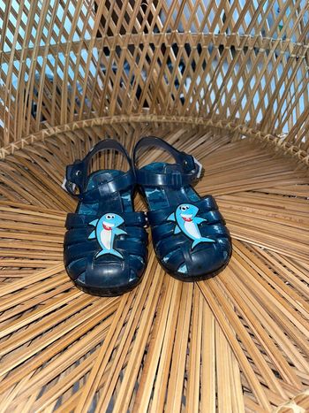 Claquettes taille 23