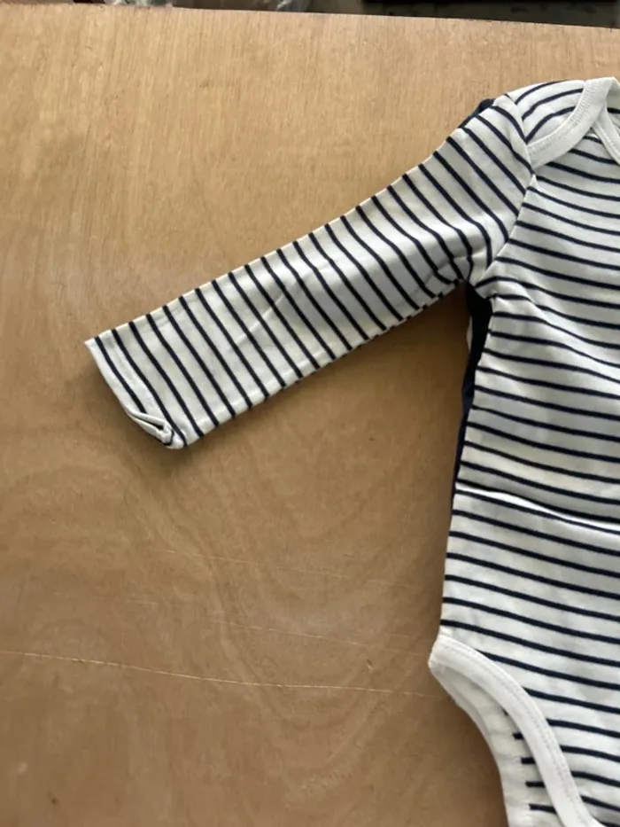 Lot de bodies enfant - photo numéro 2