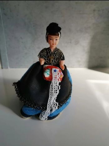 Véritable poupée Auvergnate de collection