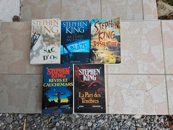 Lot de 5 livres de Stephen king