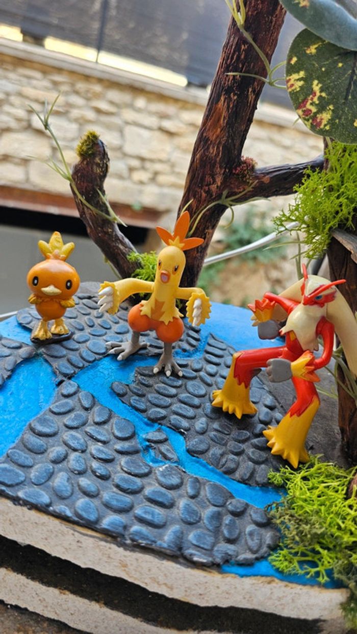 Super figurine Pokemon Nintendo Évolution Poussifeu galifeu Brasegali - photo numéro 3