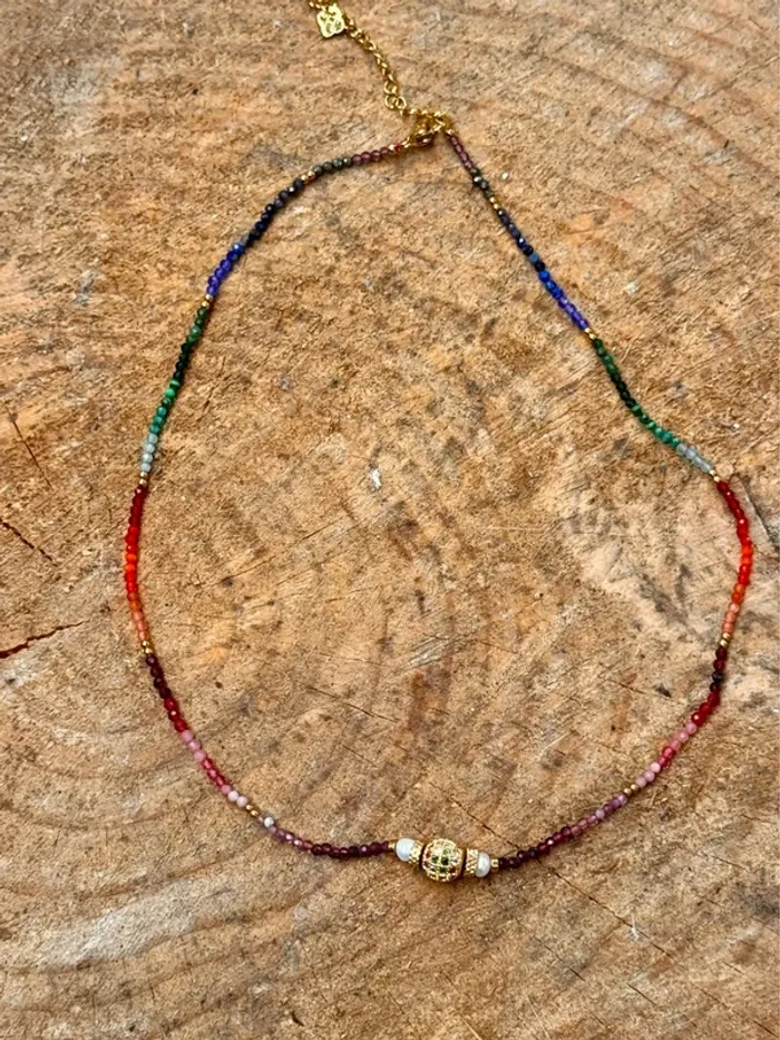 Collier habaha Paris réglable perles d’eau douces et naturelles multicolores grigri cristaux - photo numéro 3