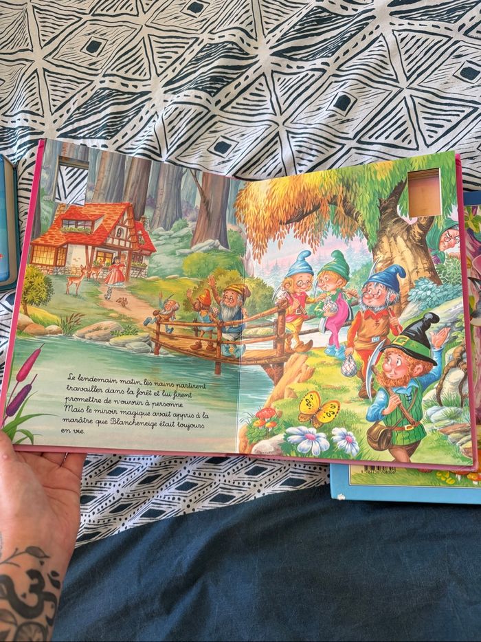 Grand livre de contes - photo numéro 5