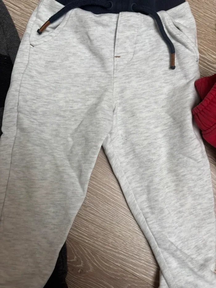 Lot vêtements garçon 2 ans - photo numéro 6