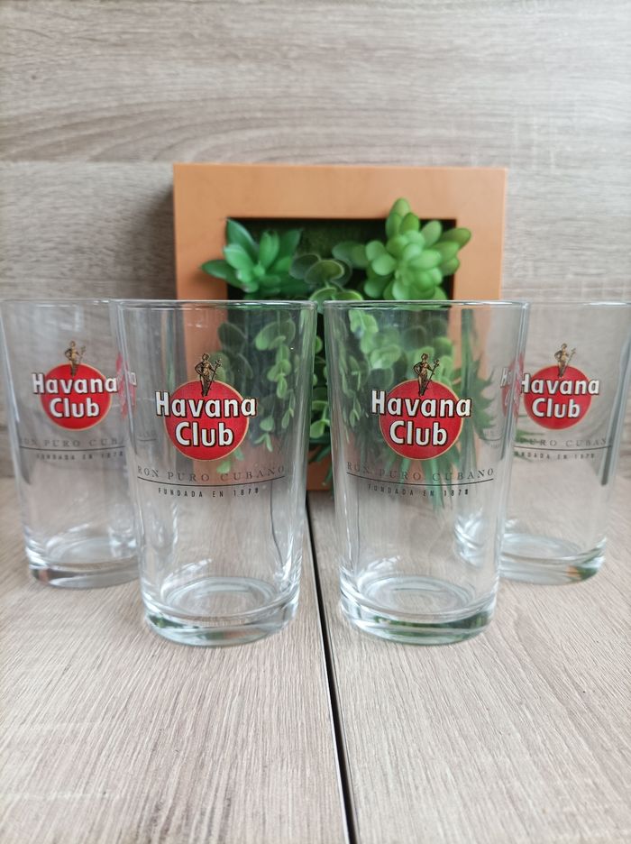 Lot 4 verres havana club