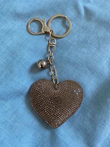 Magnifique porte-clés cœur strass Doré