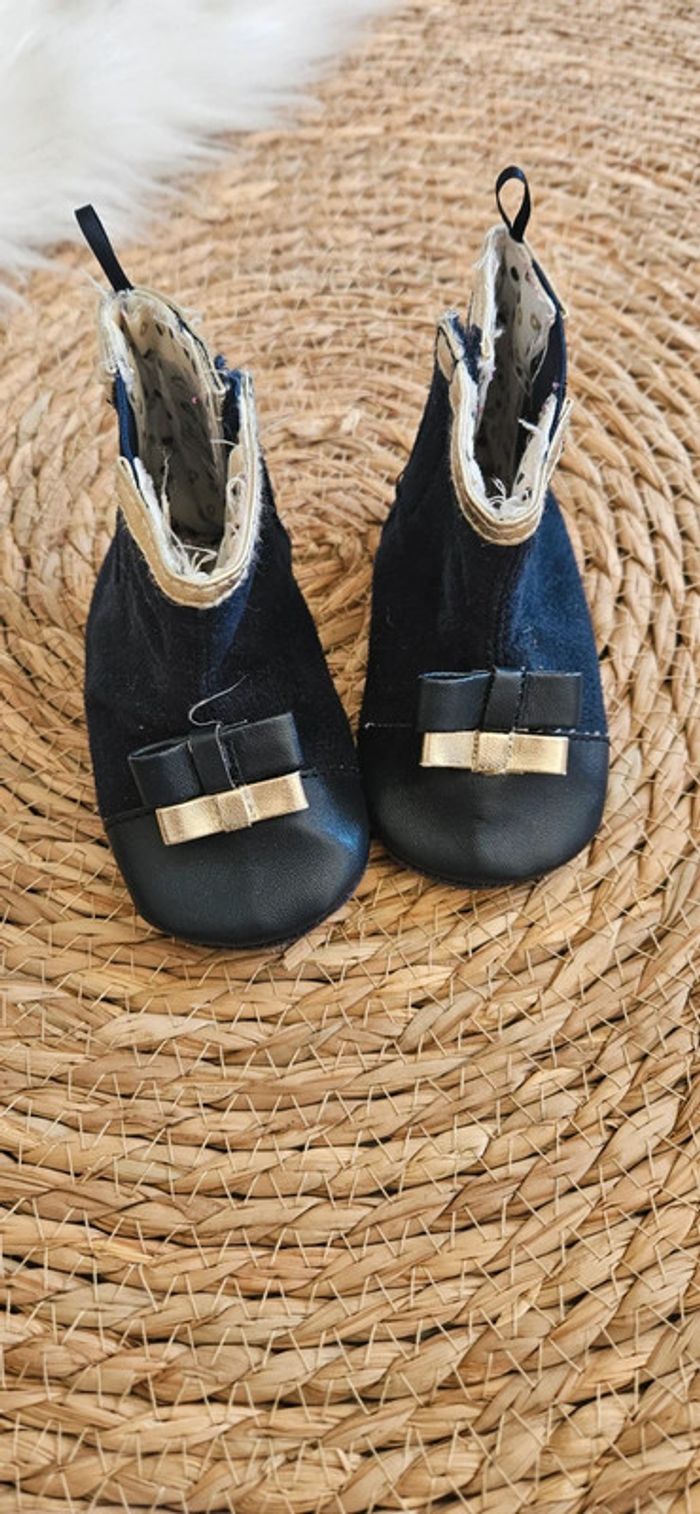 Lot de chausson bébé taille 18 - photo numéro 8
