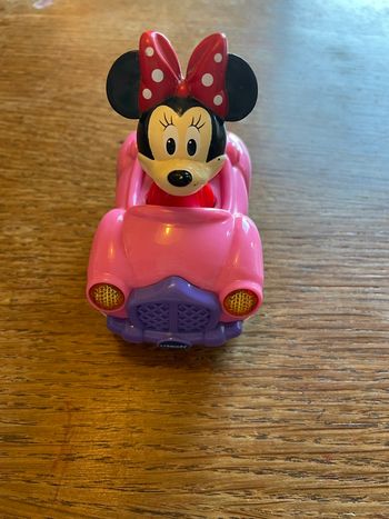 Tut tut le cabriolet magique de Minnie