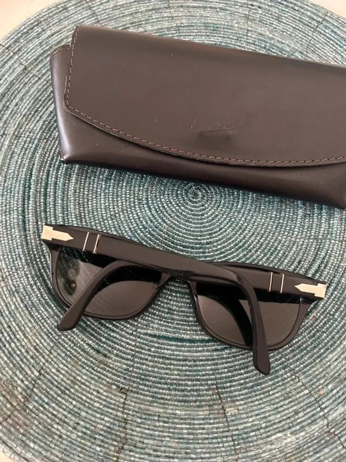 persol lunettes de soleil noir 3020S 95-31 - photo numéro 6