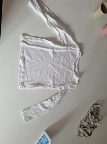 12 t-shirts manches longues