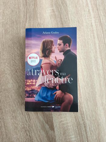 Livre "a travers ma fenêtre "