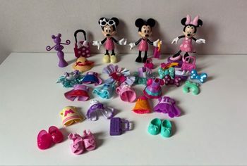 Minnie et des vêtements