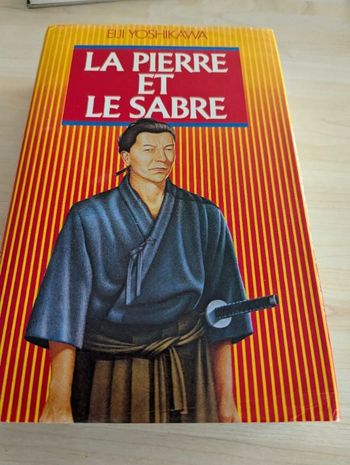 La pierre et le sabre