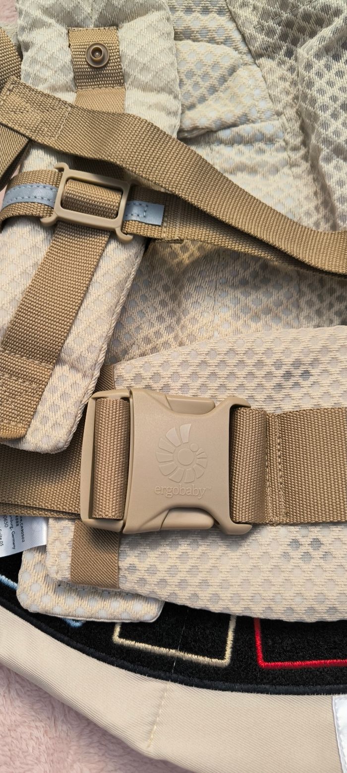 Porte bebe ergobaby omni breeze - photo numéro 5