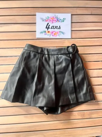 Jupe short similicuir Zara 4 ans