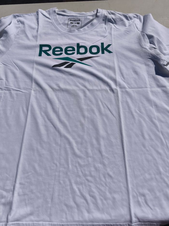 Tee shirt