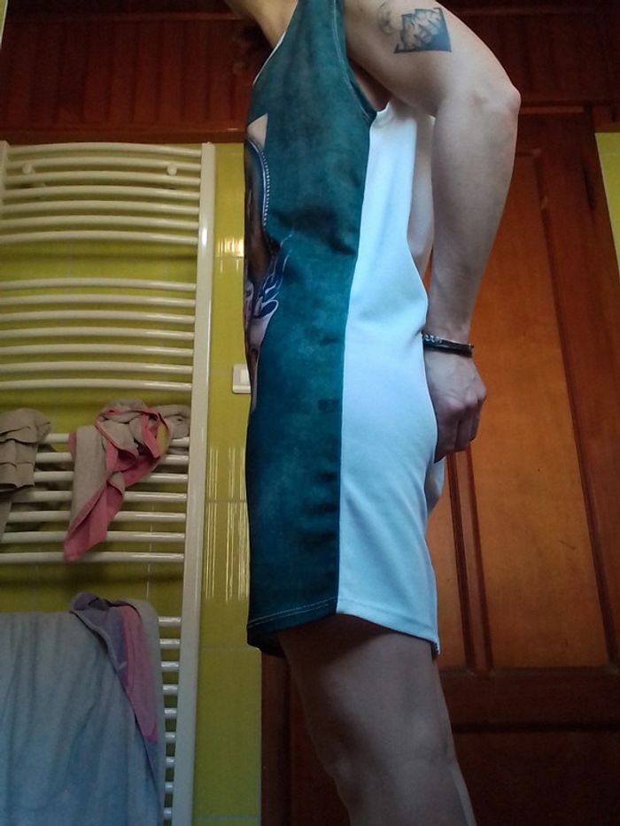 Robe femme motif femme tatoué - photo numéro 3
