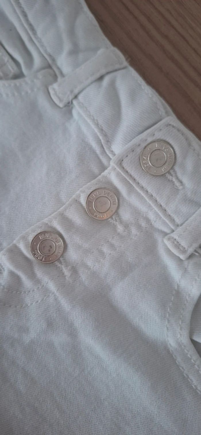 Short en jean blanc mango 6 ans neuf - photo numéro 2