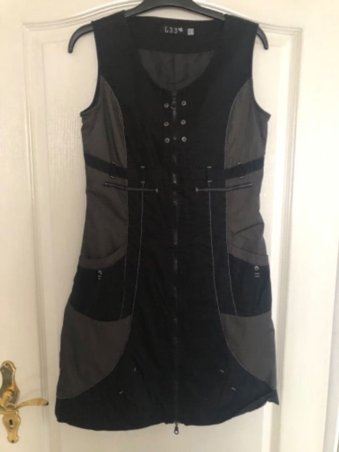 Robe doublée sans manches