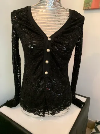 Top dentelle taille 38