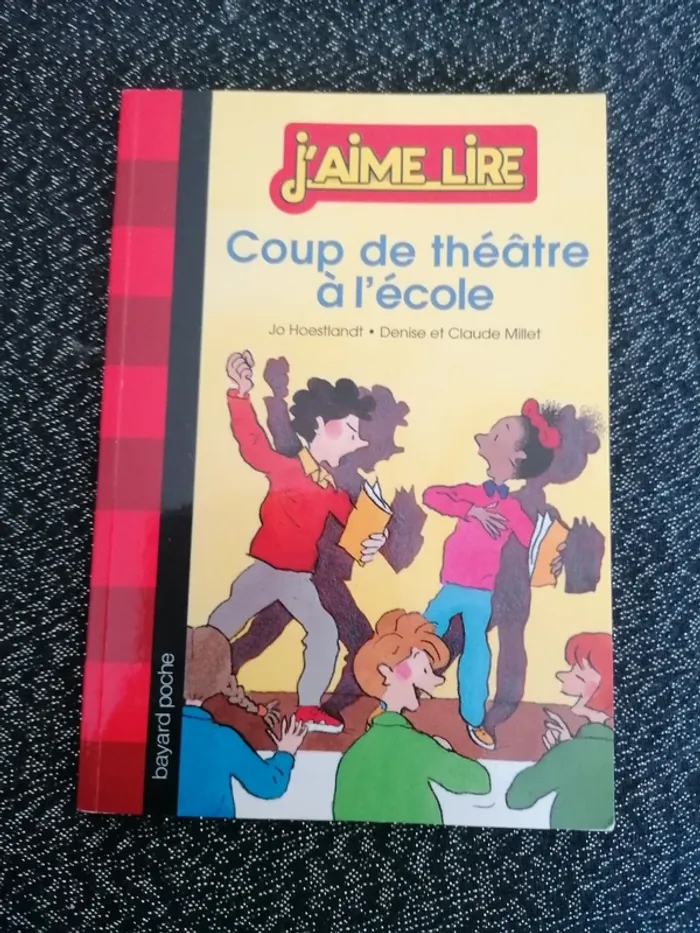 Livre j'aime lire coup de théâtre à l'école #livres_krocaro
