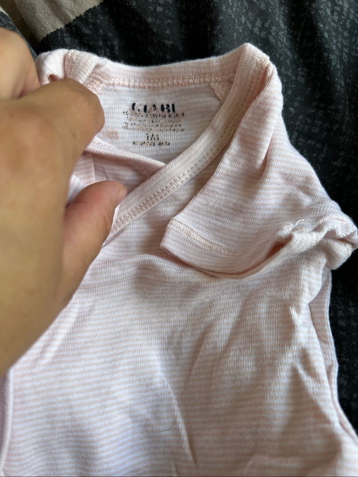 Lot de vêtement bébé 1 mois - photo numéro 5