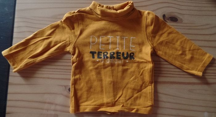 Sous-pull bébé