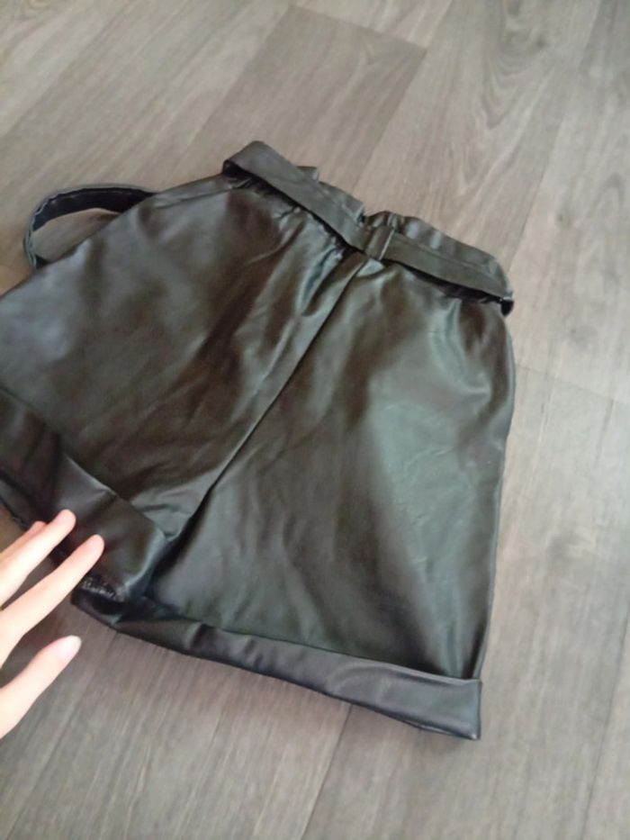 Short imitation cuir - photo numéro 3