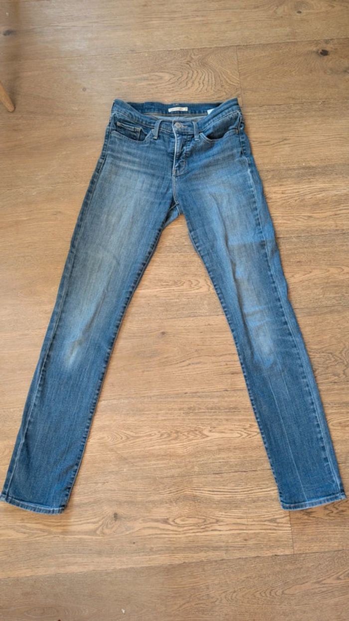 Jean Levi's  312 shaping slim W28 L34 taille mi haute