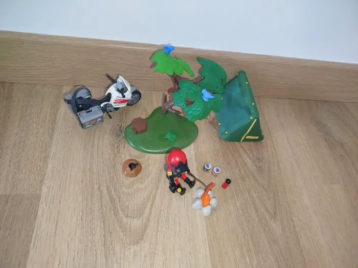 Camping sauvage Playmobil - photo numéro 2