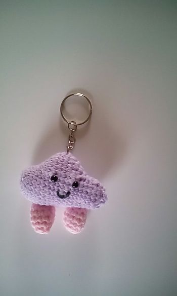 Porte clef nuage violet et rose