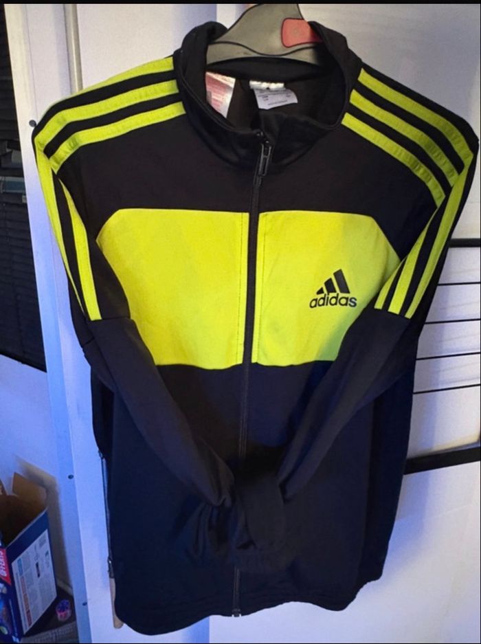 Ensemble Adidas enfant – Noir & jaune fluo – Neuf (sans étiquette) – 13/14 ans - photo numéro 4