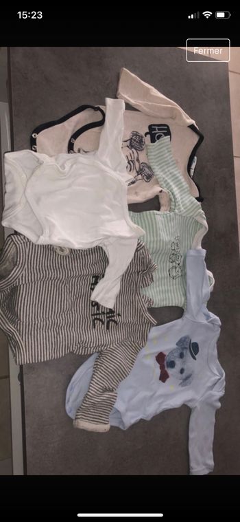 Lots bodys 1 et 3mois