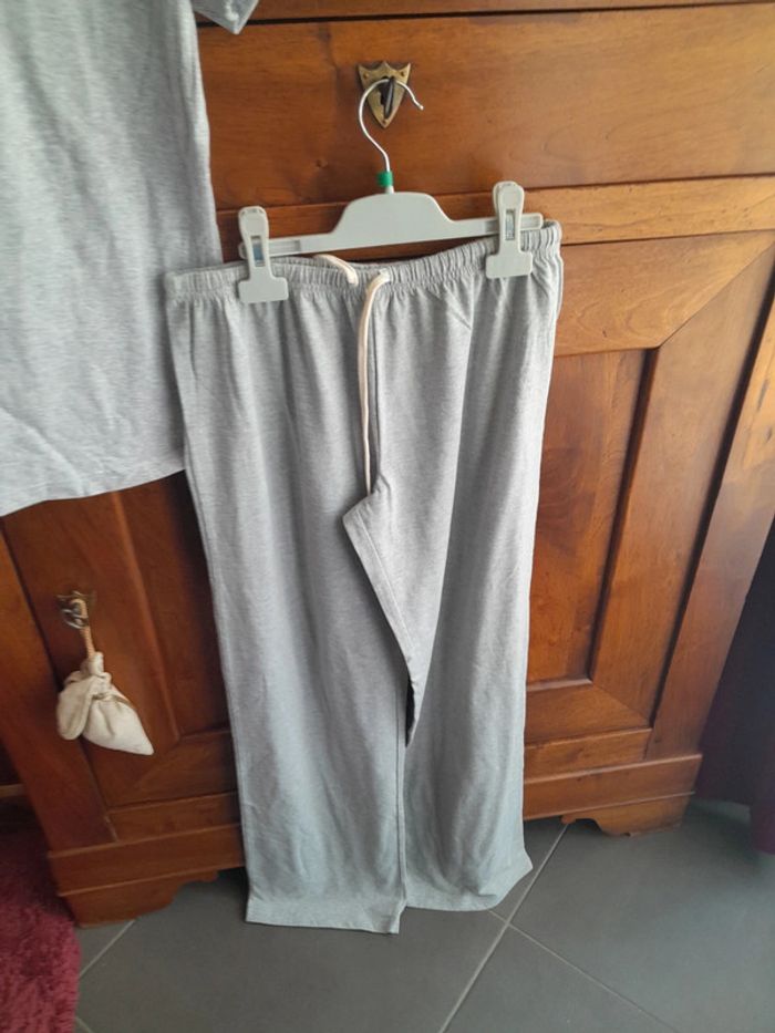 Tenue d'intérieur - photo numéro 3