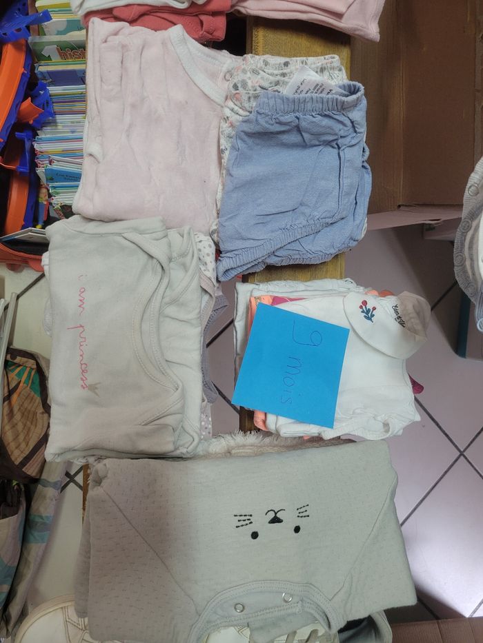 Lot vêtements fille de 3 mois à 4 ans - photo numéro 5