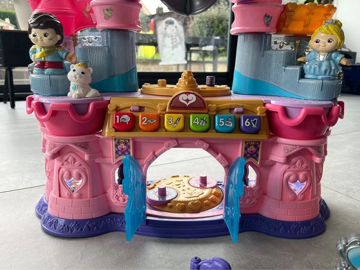 vtech - tut tut copains le château des lumières enchantées - photo numéro 4