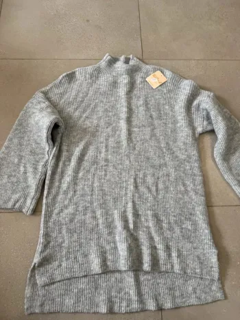 Long pull gris, taille unique, neuf