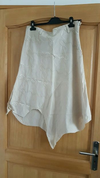 Jupe en lin asymétrique beige