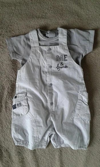 Combishort + t-shirt sucre d'orge 9 mois