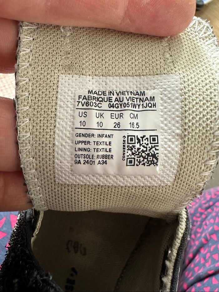 Converse enfant taille 26 - photo numéro 4