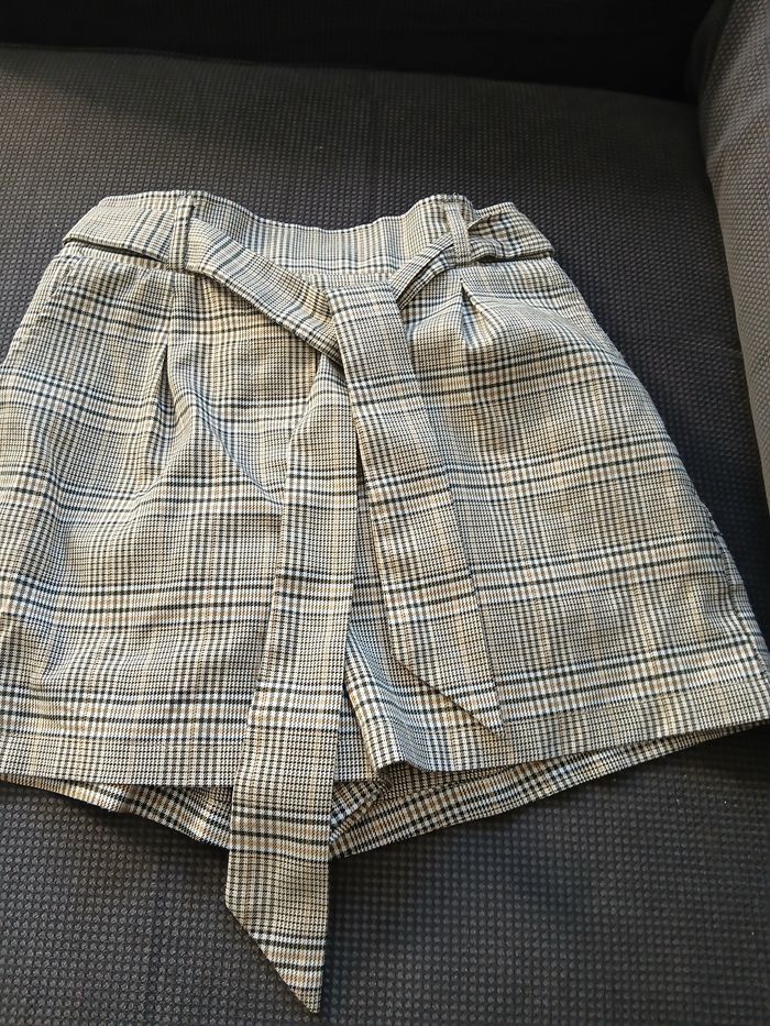 Short carreaux beige et marron