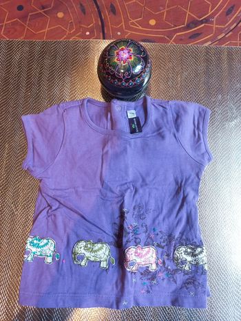 Beau Tshirt elephants violet 18 mois