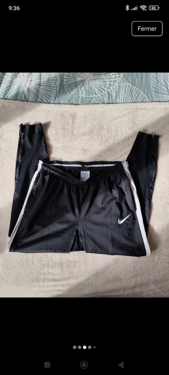 Jogging nike - photo numéro 2