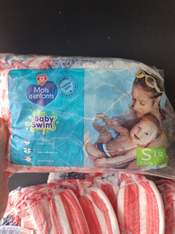 Couche de bain taille S - photo numéro 2