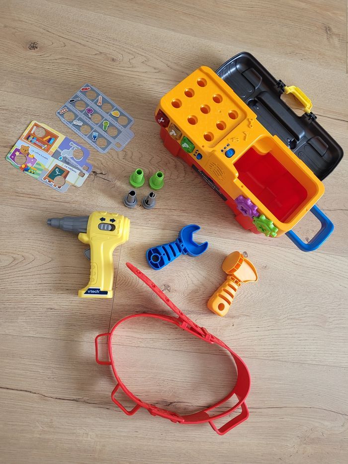 Caisse à outils vtech