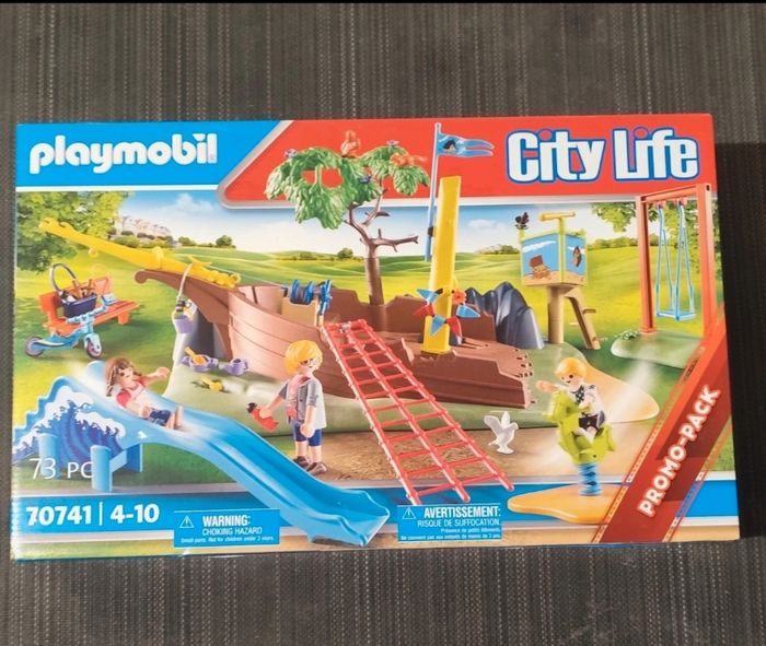 Playmobil City life 70741