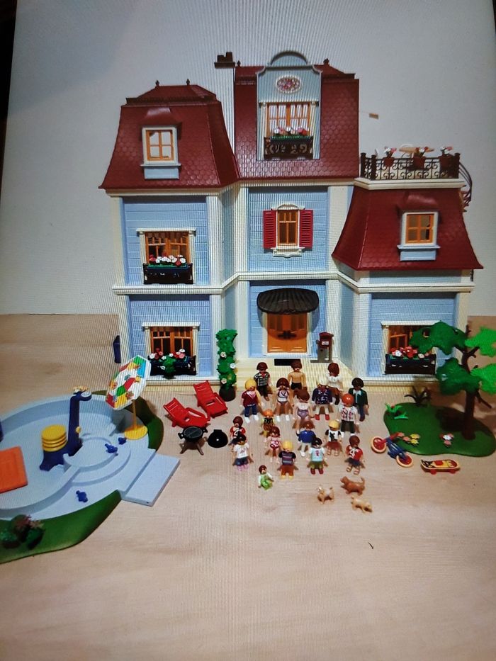 Maison villa playmobil complète avec piscine - photo numéro 2