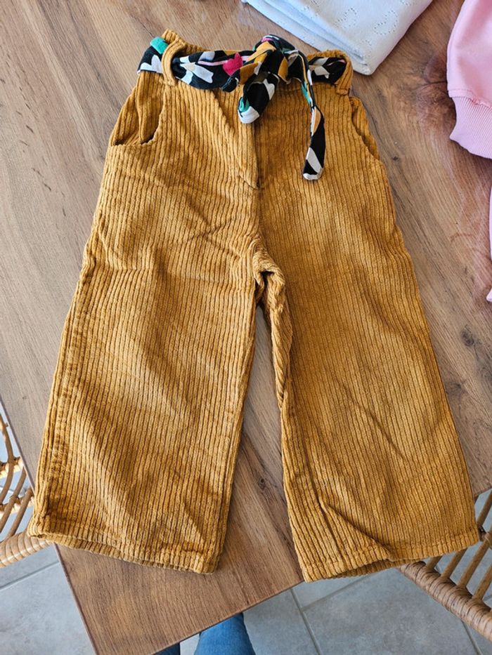 Pantalon velours 4 ans