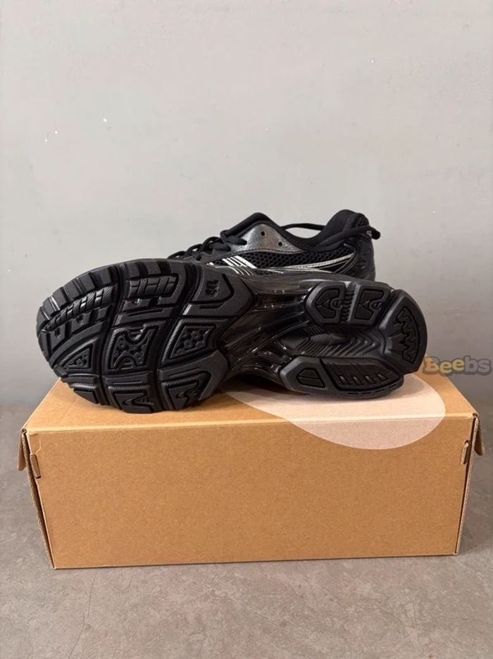 Asics Gel-Kayano 14 Taille 40.5 - photo numéro 5